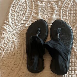 Sanuk Black Women's Sandals